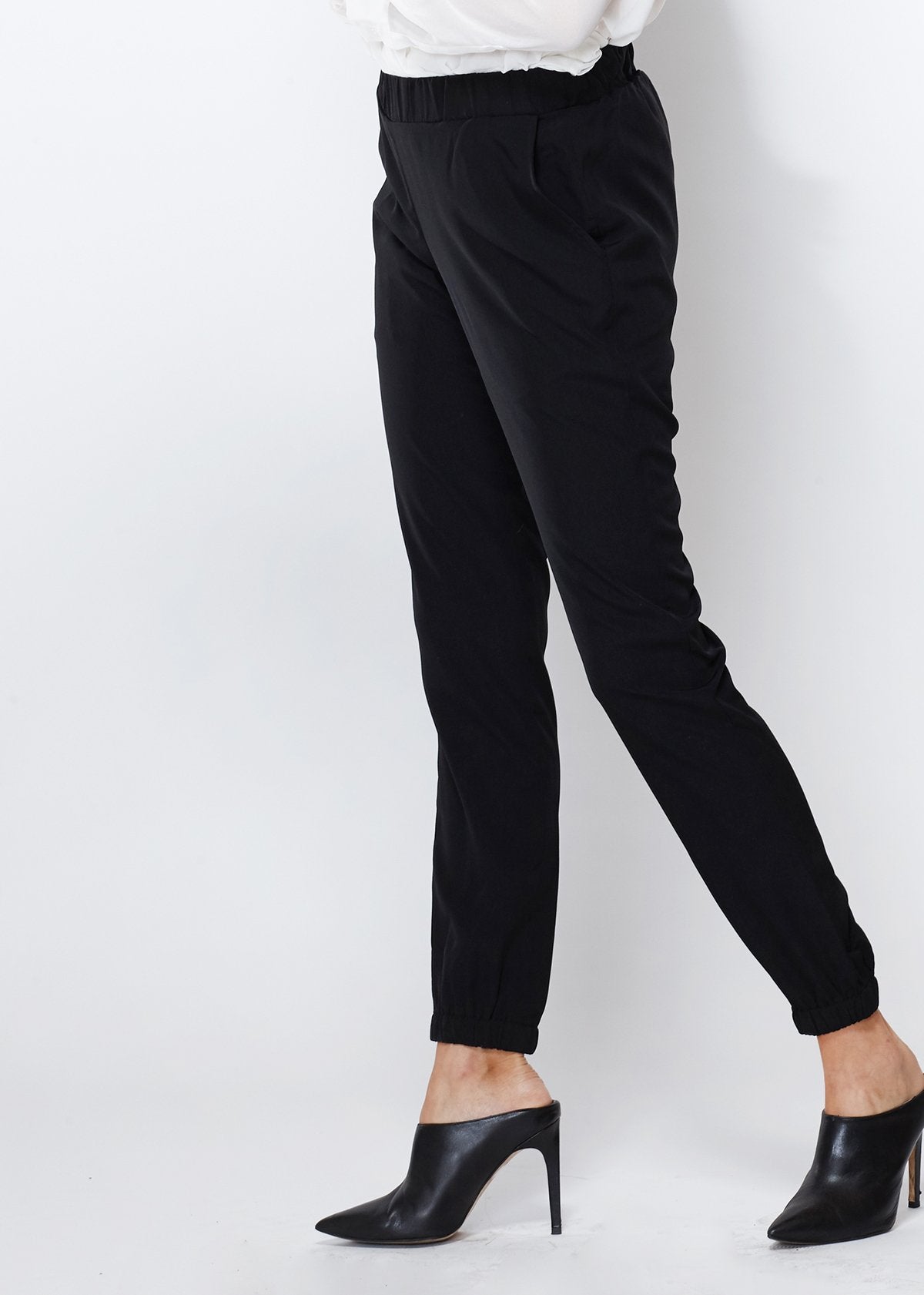 Women's Ankle Cuffed Black Crepe Pants In Black