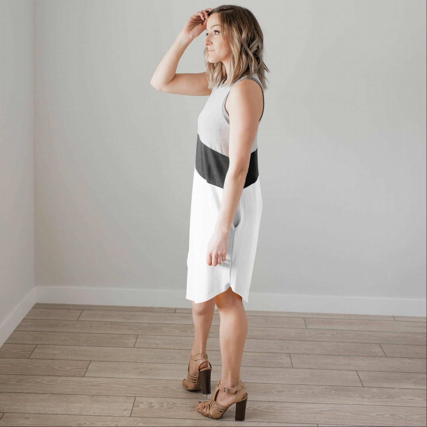 Sleeveless Colorblock Casual Dress