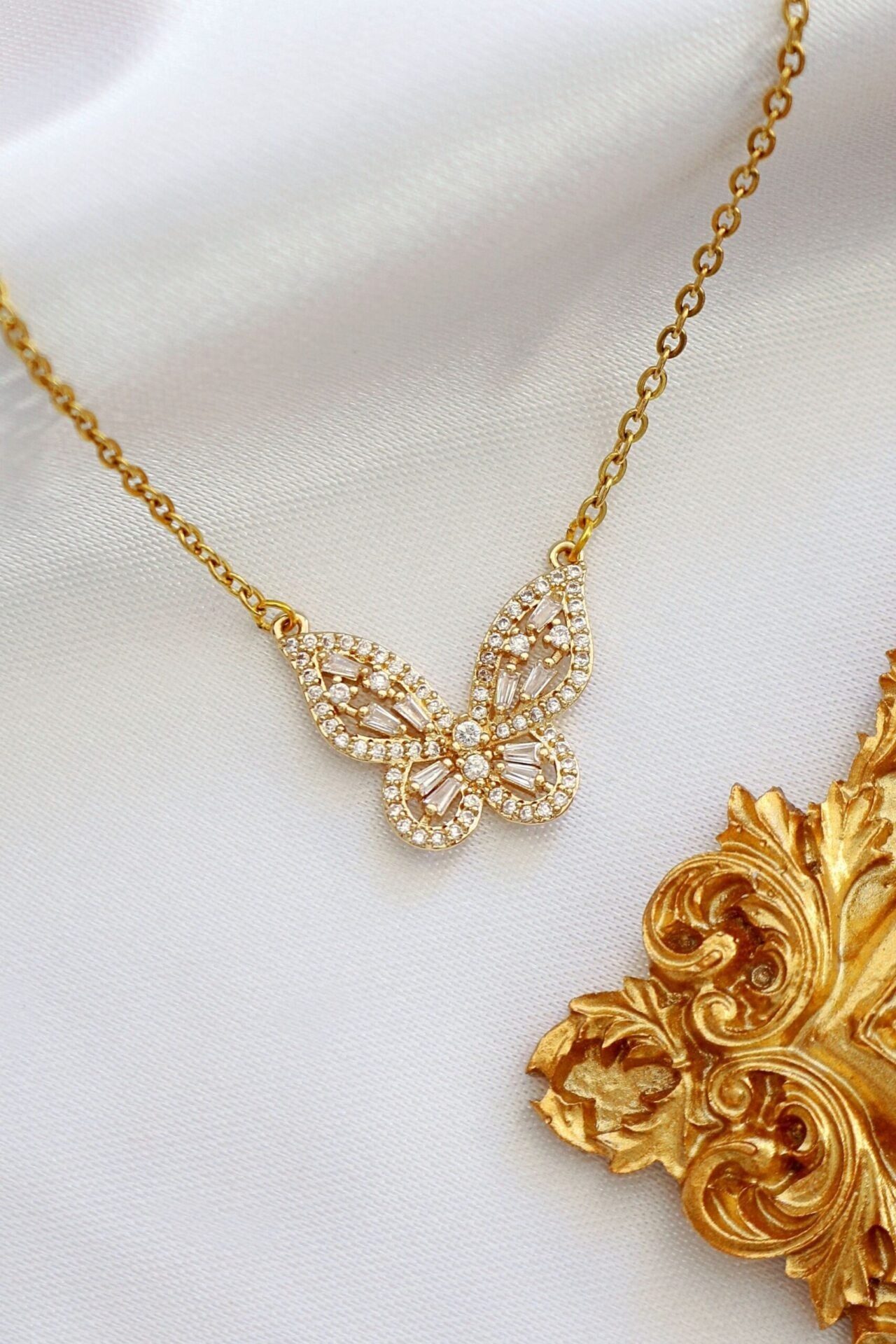 24K Beautiful Butterfly Pendant Necklace